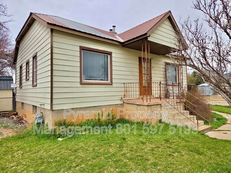 145 Nw - Photo 2 of 17
