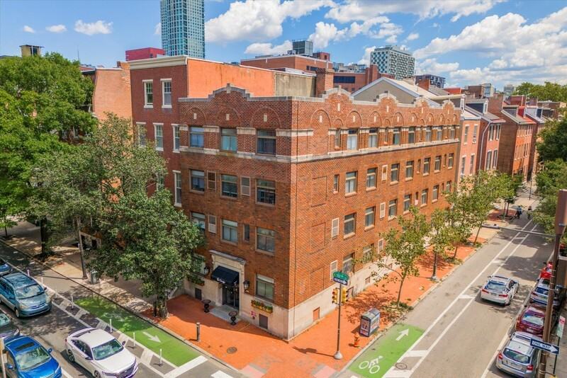 319 South 10th Street - Photo 6 of 50