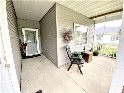 928 Exhibit Cir - Photo 2 of 13