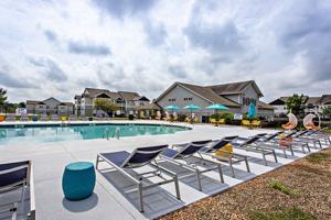 featured image of 220 Campus Dr #H