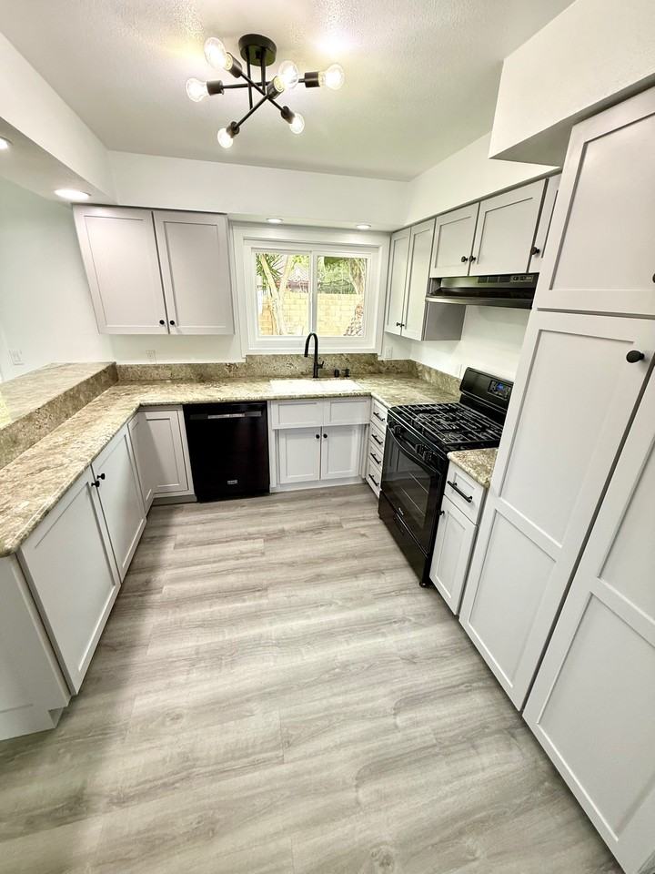 368 Garfield Rondo - Photo 3 of 25