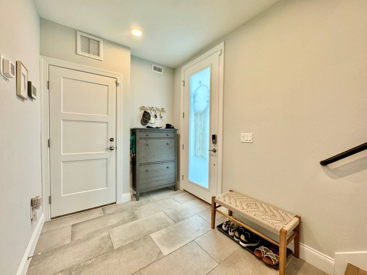 4740 Legacy Park Dr - Photo 5 of 46