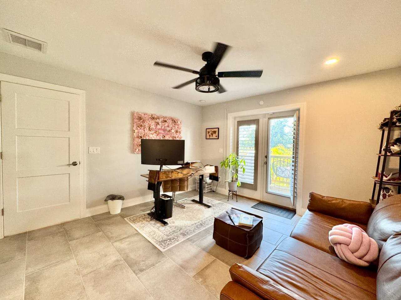 4740 Legacy Park Dr - Photo 7 of 46