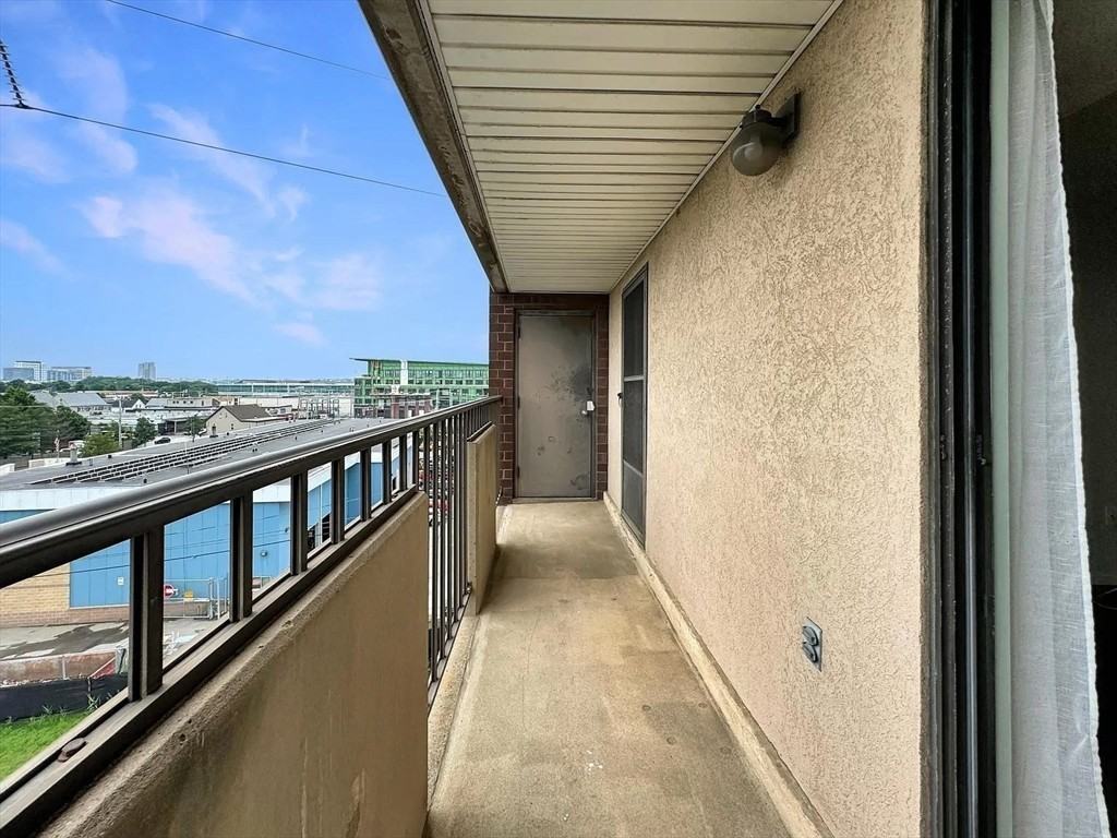 39 Parlin St #404 - Photo 7 of 12