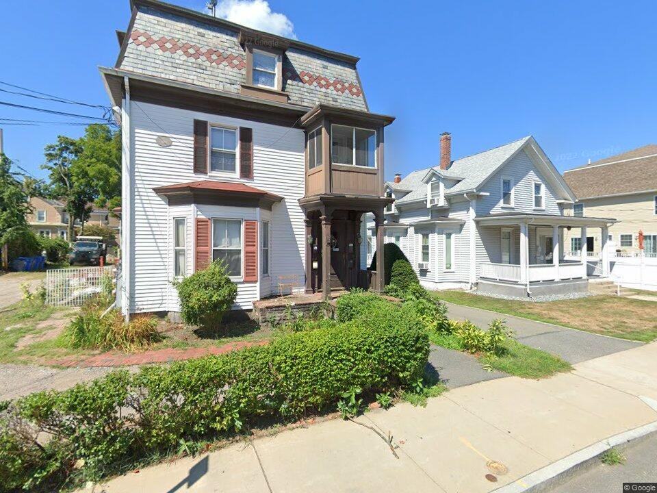 12 Lyman St #3 - Photo 5 of 5