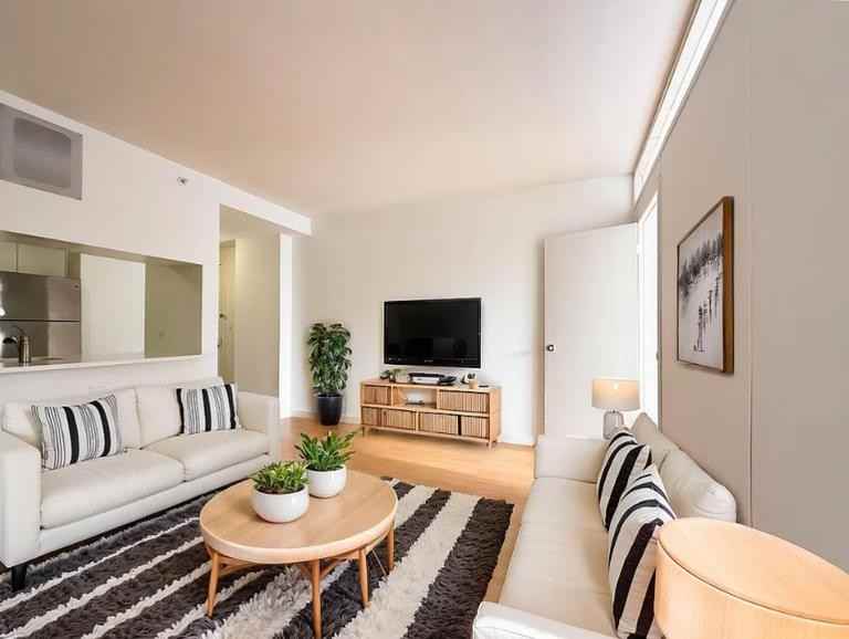 310 E 2nd St #9K - Photo 3 of 5