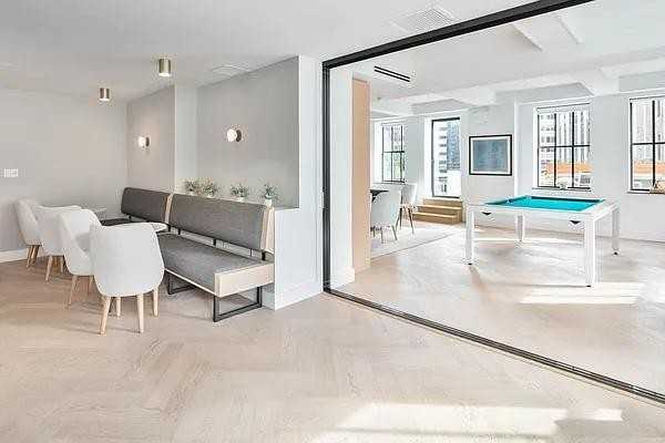 Wall St #915 - Photo 7 of 14