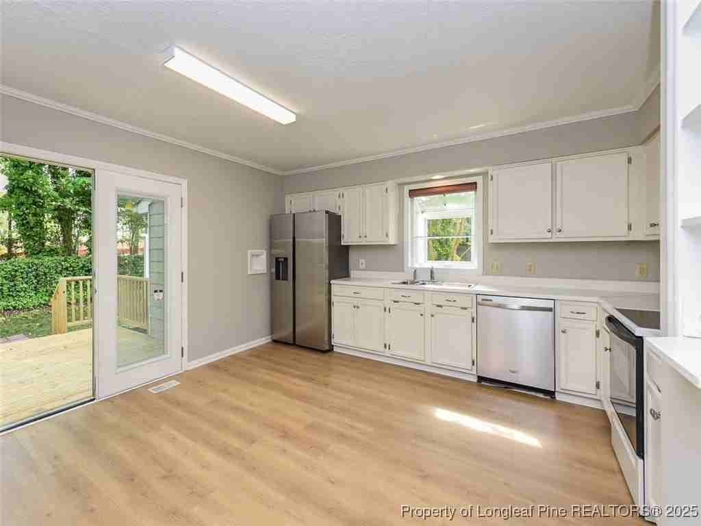 4916 Royal Adelaide Way - Photo 4 of 21