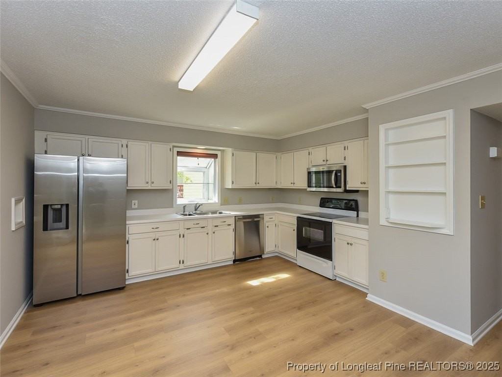 4916 Royal Adelaide Way - Photo 5 of 21