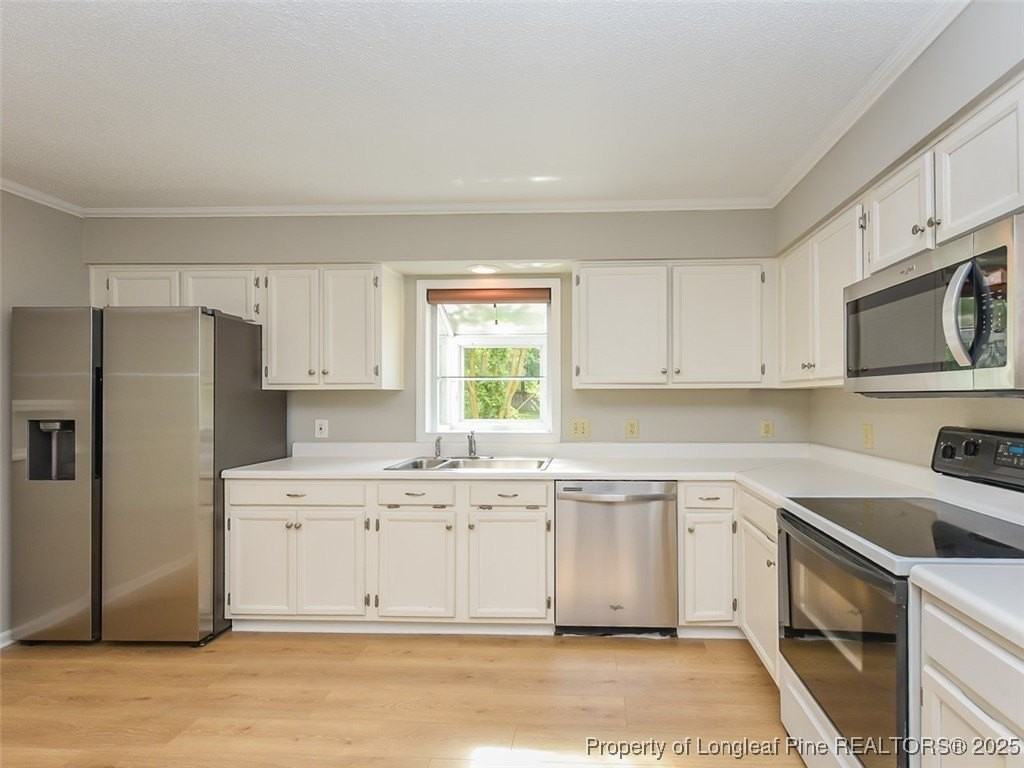 4916 Royal Adelaide Way - Photo 6 of 21