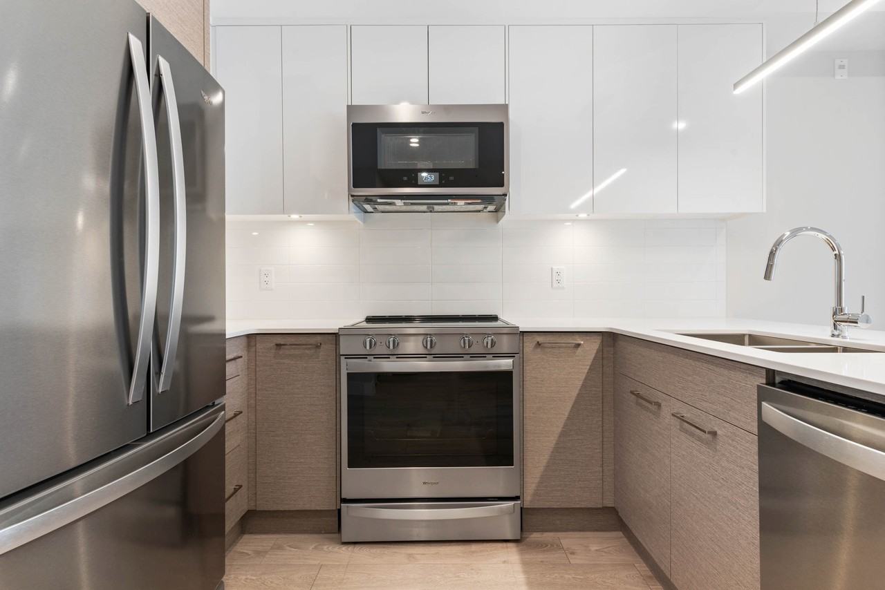 45500 Market Way - Photo 2 of 9