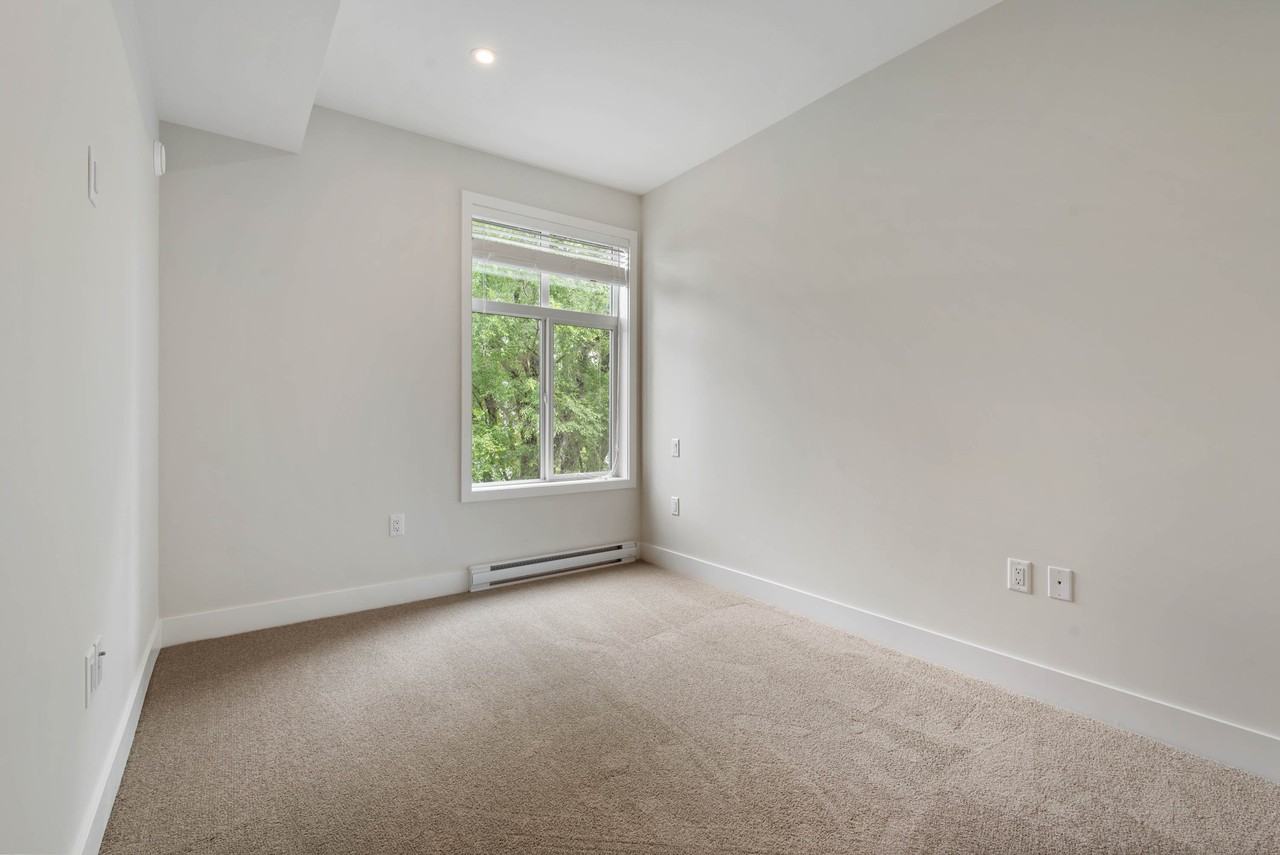 45500 Market Way - Photo 7 of 9