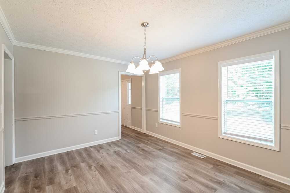 1910 Meadowchase Ct - Photo 7 of 18