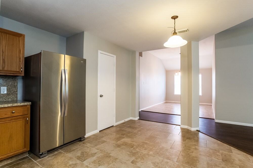 18411 Atascocita Meadows Dr - Photo 5 of 15