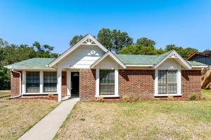 featured image of 907 Cedar Run Drive