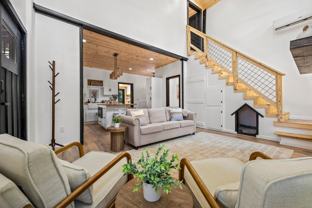 152 Baxter Rd - Photo 1 of 1