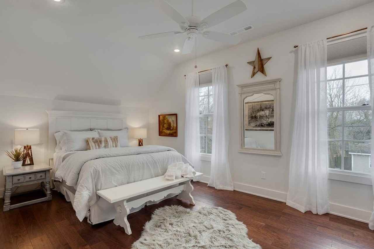 488 S Block Ave #1221790P - Photo 4 of 33