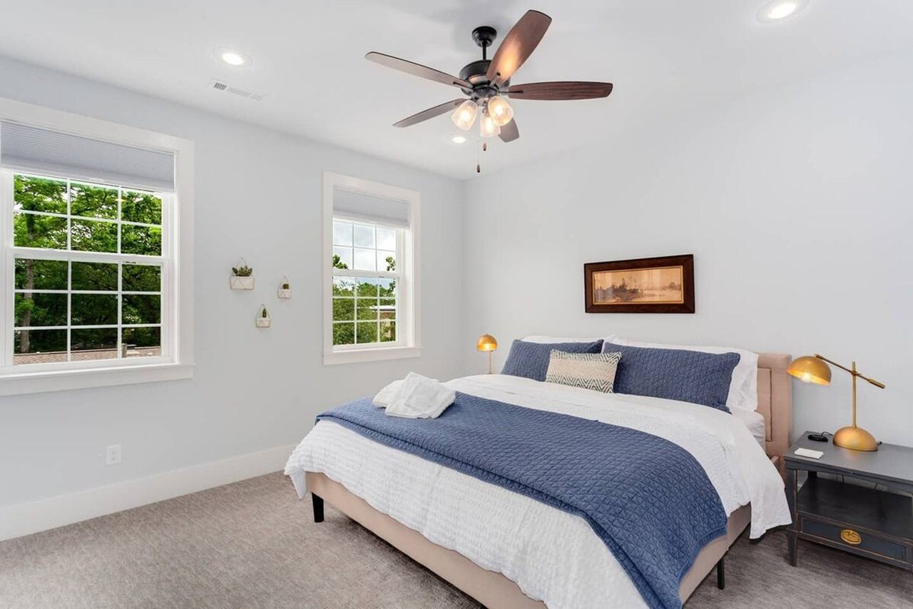 319 Nw A St #1221793P - Photo 6 of 38