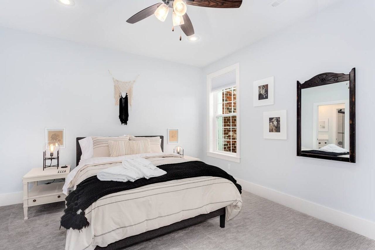 319 Nw A St #1221793P - Photo 7 of 38