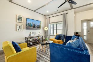 414 Nw Retreat Ln - Photo 1 of 1