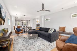 featured image of 28 E 7th St