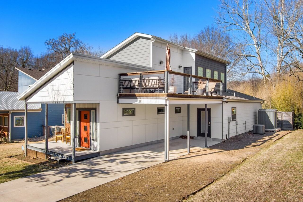 28 E 7th St #1221827P - Photo 6 of 30