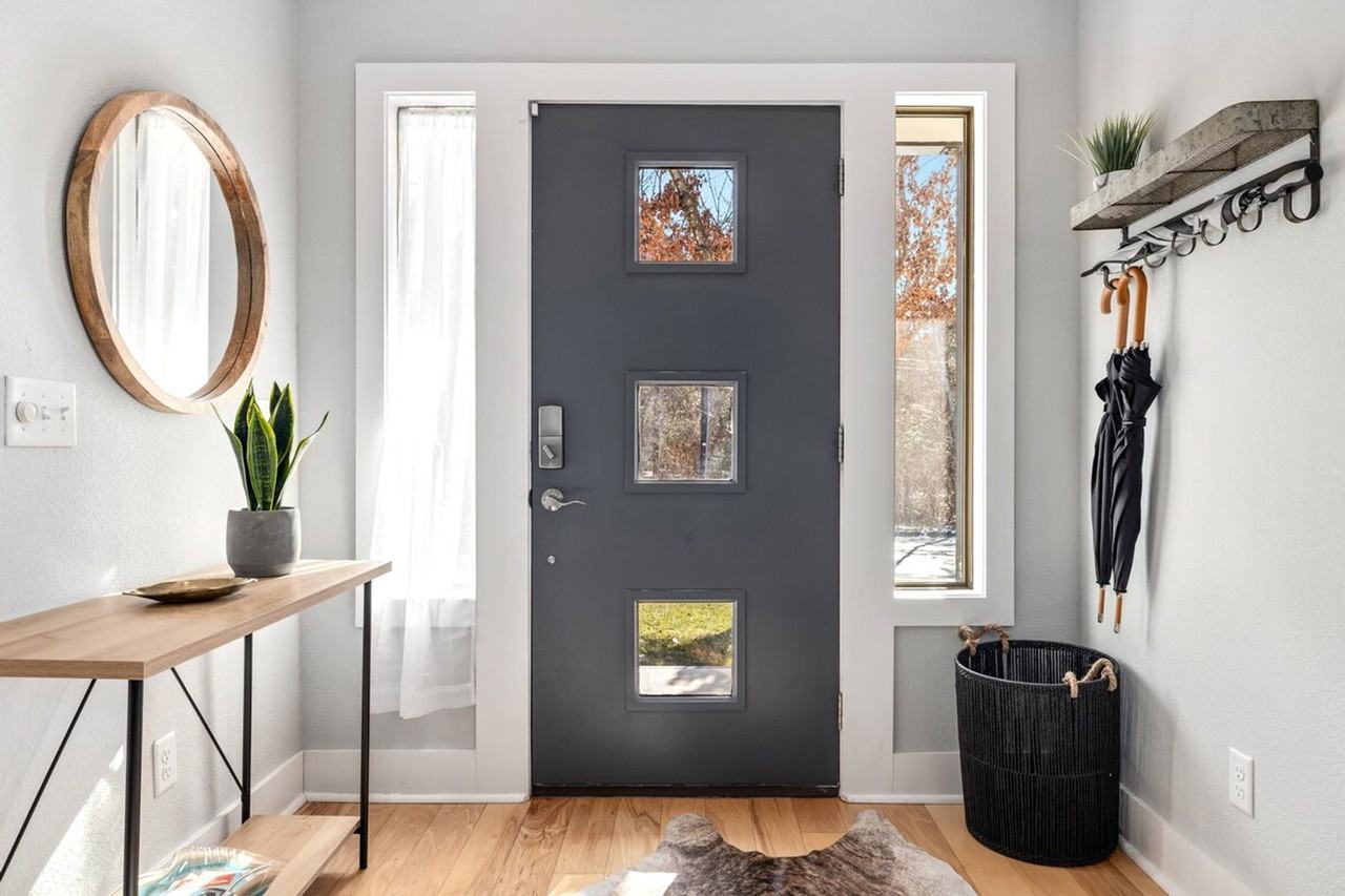 28 E 7th St #1221827P - Photo 7 of 30