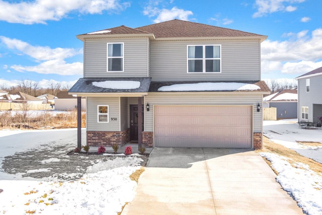 930 E Swift Dr #1221830P - Photo 6 of 33