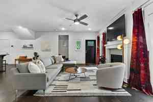 featured image of 393 N Ainsley Loop