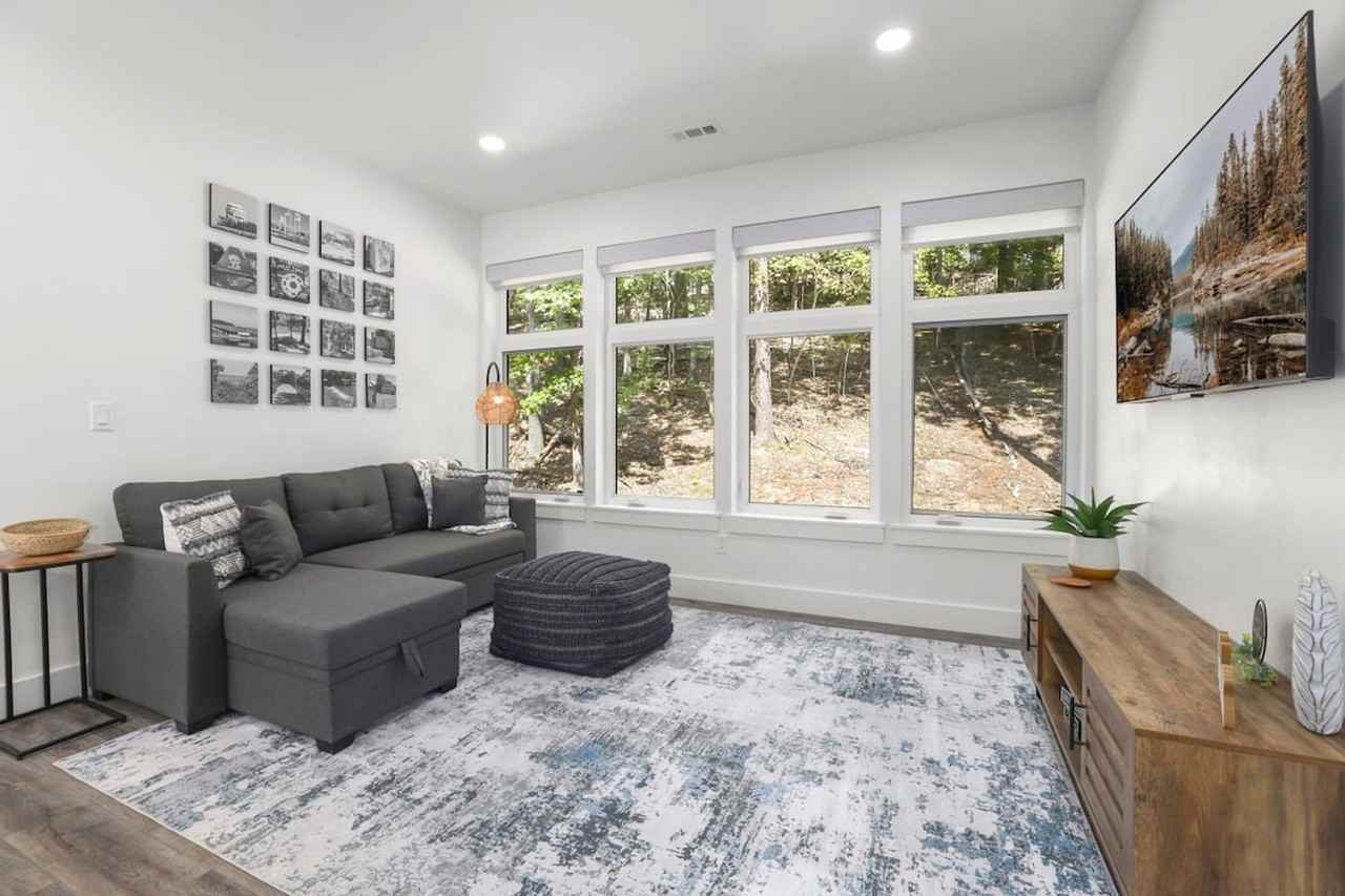 15 Dearhurst Rd #1221890P - Photo 3 of 46