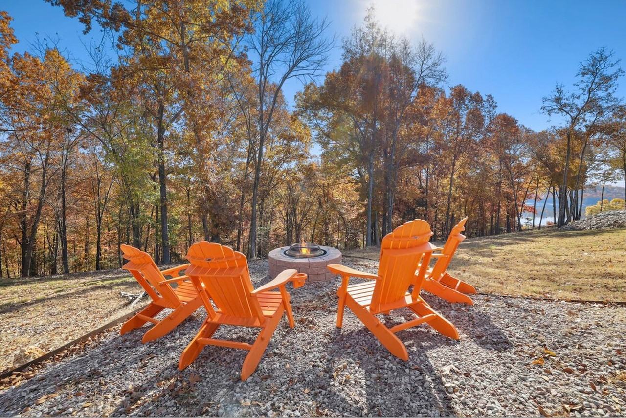 85 Center Rd #1221900P - Photo 5 of 32