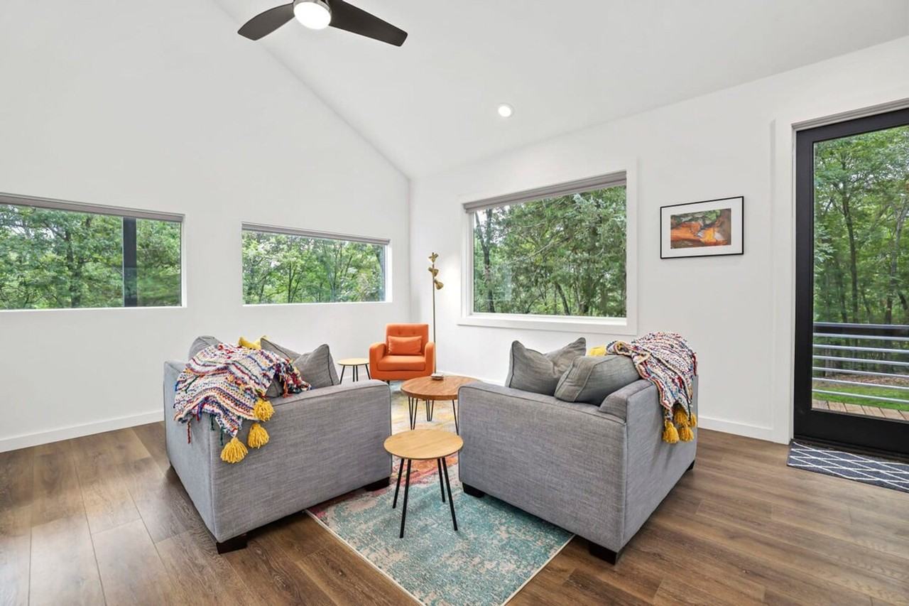 45 Center Rd #1221904P - Photo 5 of 24