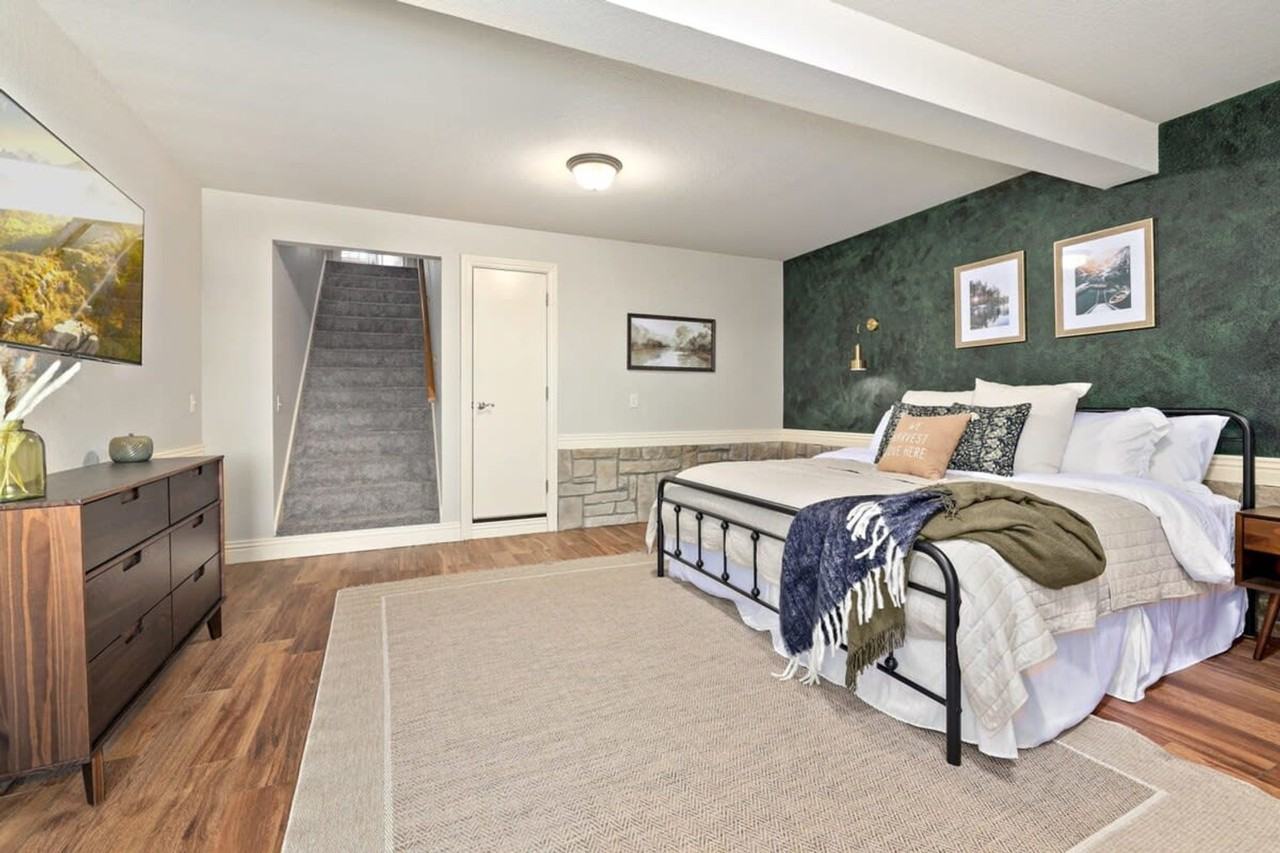 12307 Blueberry Ln #1221909P - Photo 2 of 40