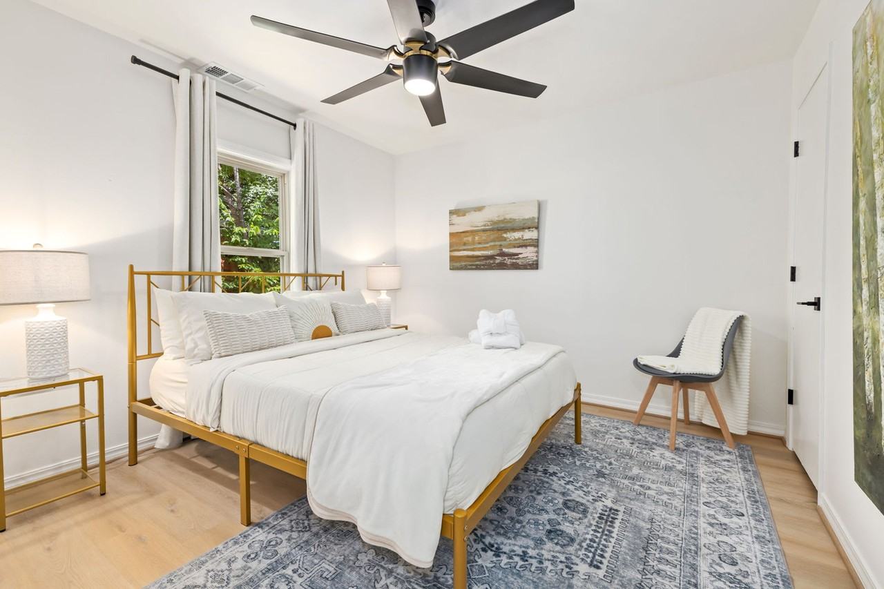 1318 S West Ave #1221915P - Photo 6 of 27