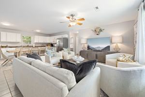 featured image of 703 Nw 10th St