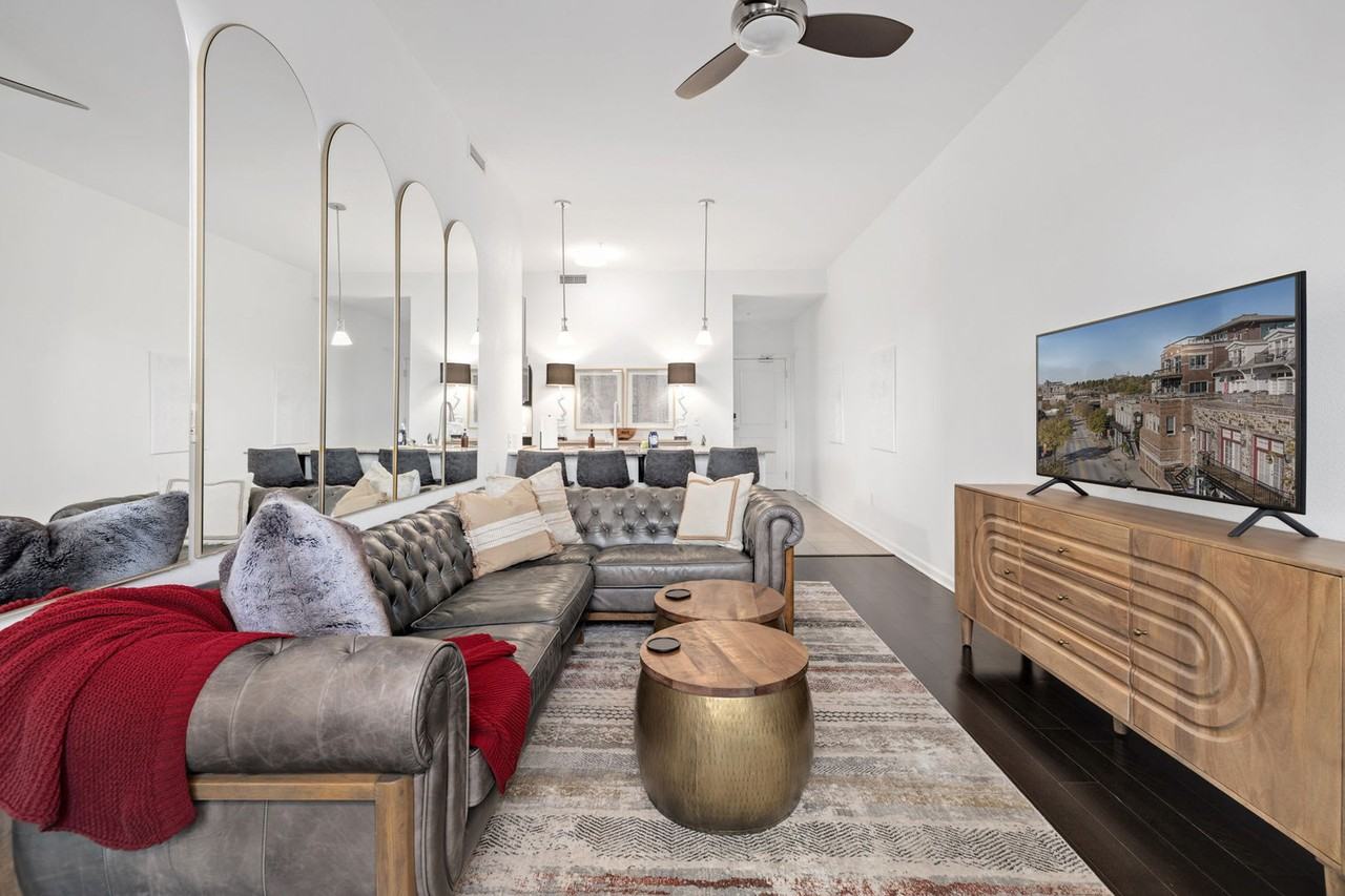 609 W Dickson St #1221927P - Photo 4 of 19