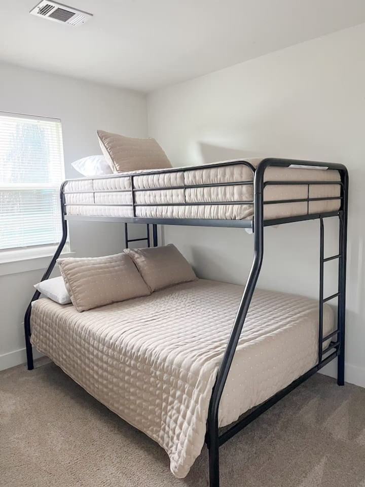 601 W 4th St #1223260P - Photo 6 of 50