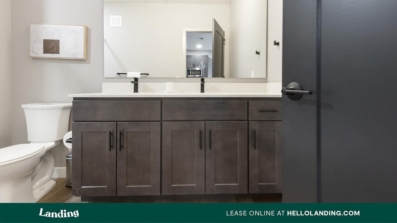 299 DeBaliviere Ave - Photo 7 of 50