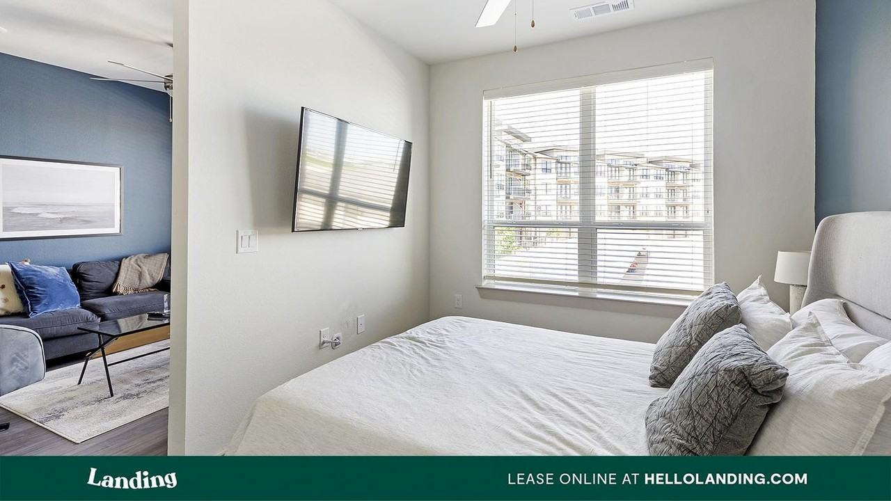 125 S Standridge Blvd - Photo 3 of 50