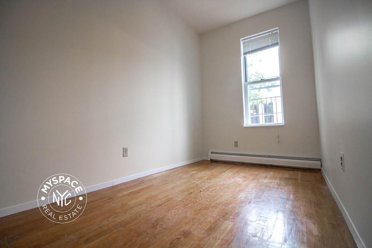 3017 Brighton 12th St #2R - Photo 4 of 8