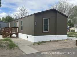 featured image of 2233 E 8th St #245