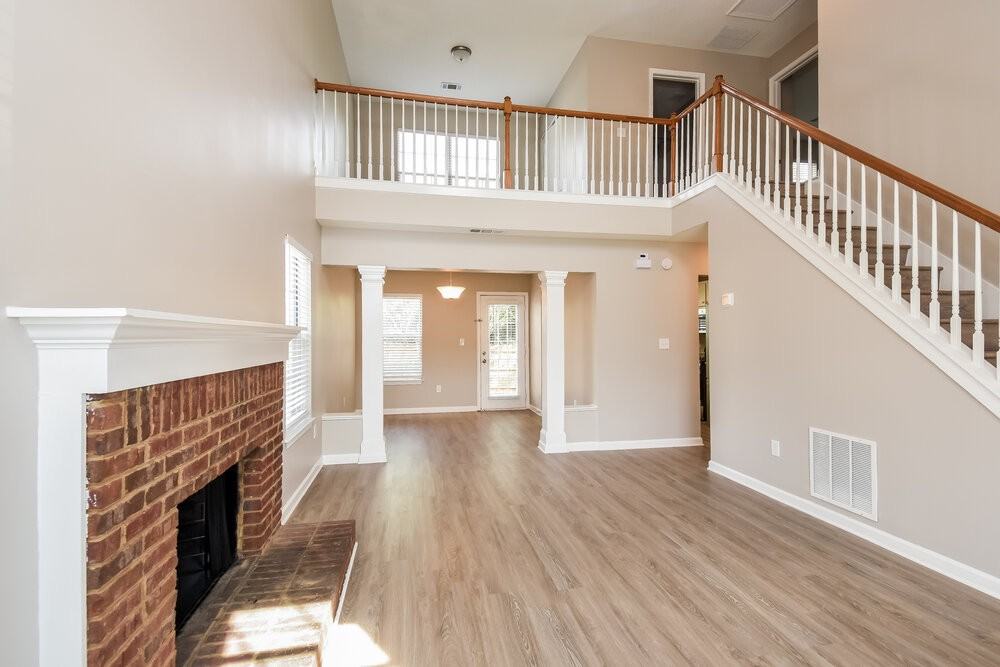 2053 Summer View Pl Sw - Photo 5 of 17