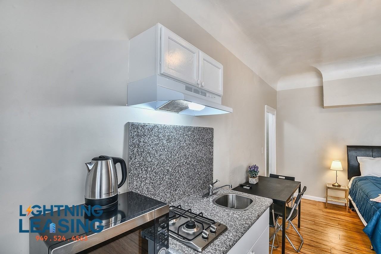 728 1/2 S Alvarado St #308D - Photo 2 of 15