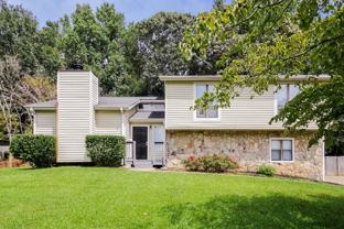 2360 Ambassador Dr - Photo 1 of 1
