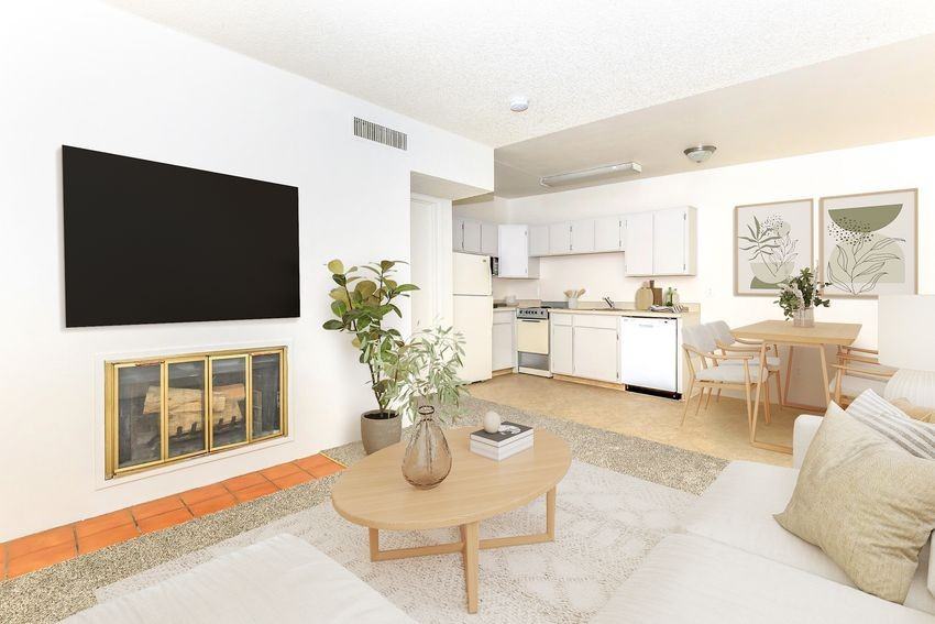 Sterling Pointe Apartments - Photo 2 of 19