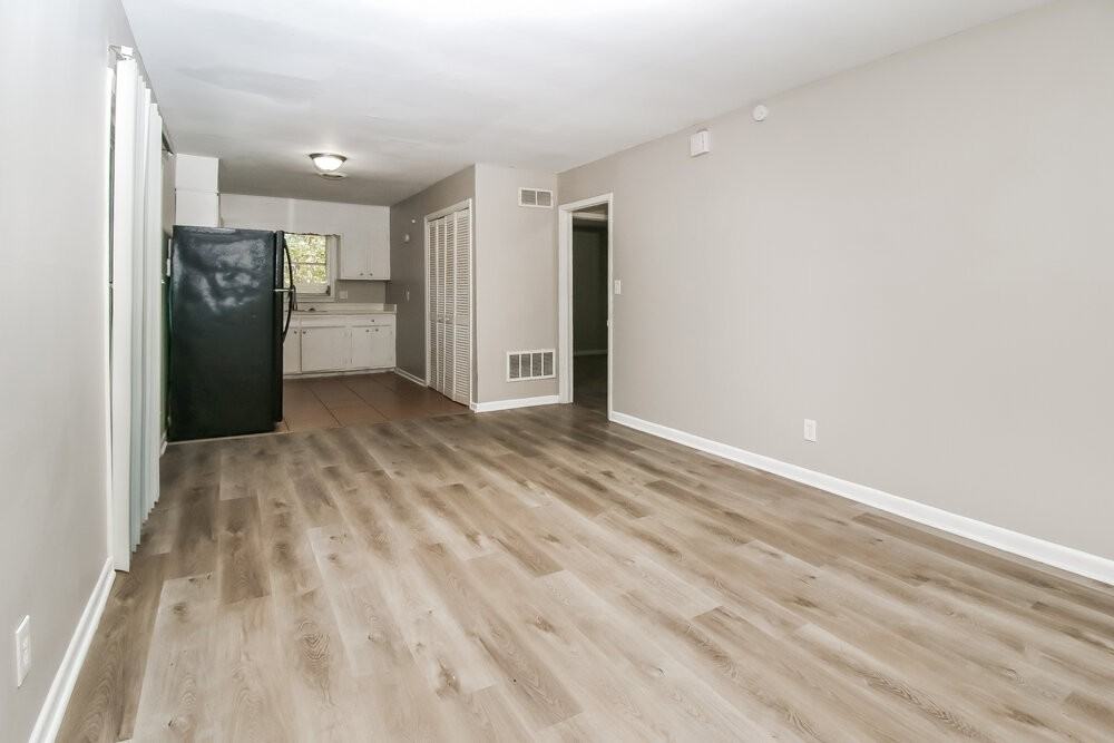 5141 Hillside Dr Nw - Photo 4 of 16
