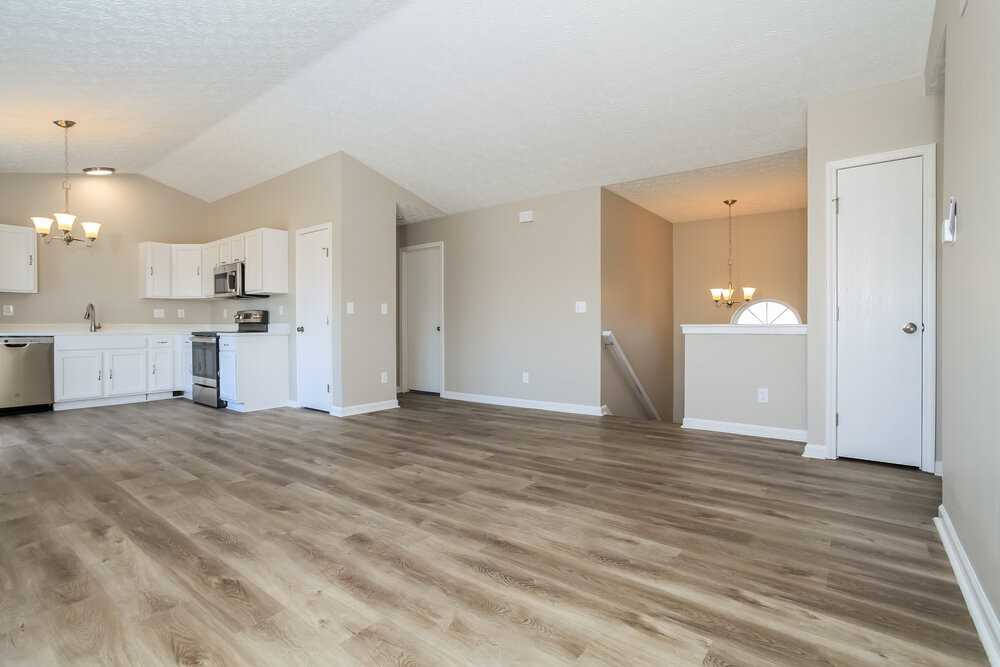 4559 Parkwick Dr - Photo 6 of 17