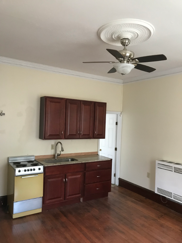 14 Beacon St #1 - Photo 3 of 4