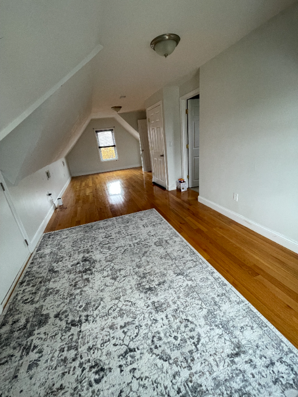 196 Spring St - Photo 5 of 13