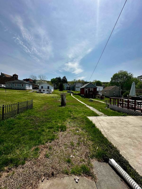 320 North St - Photo 2 of 20